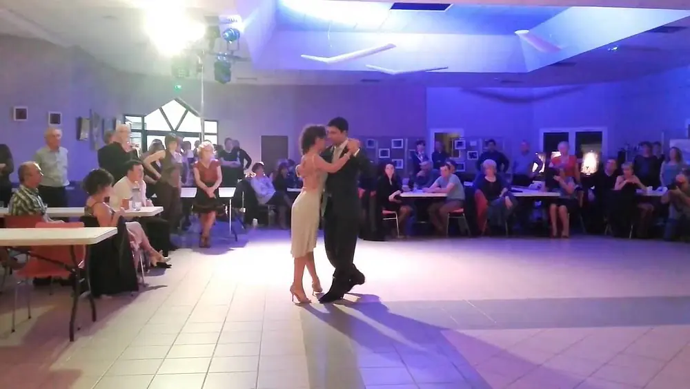 Video thumbnail for Paola Aguilera et Leonardo Auza Tango - 9 Puntos - Carlos Di Sarli