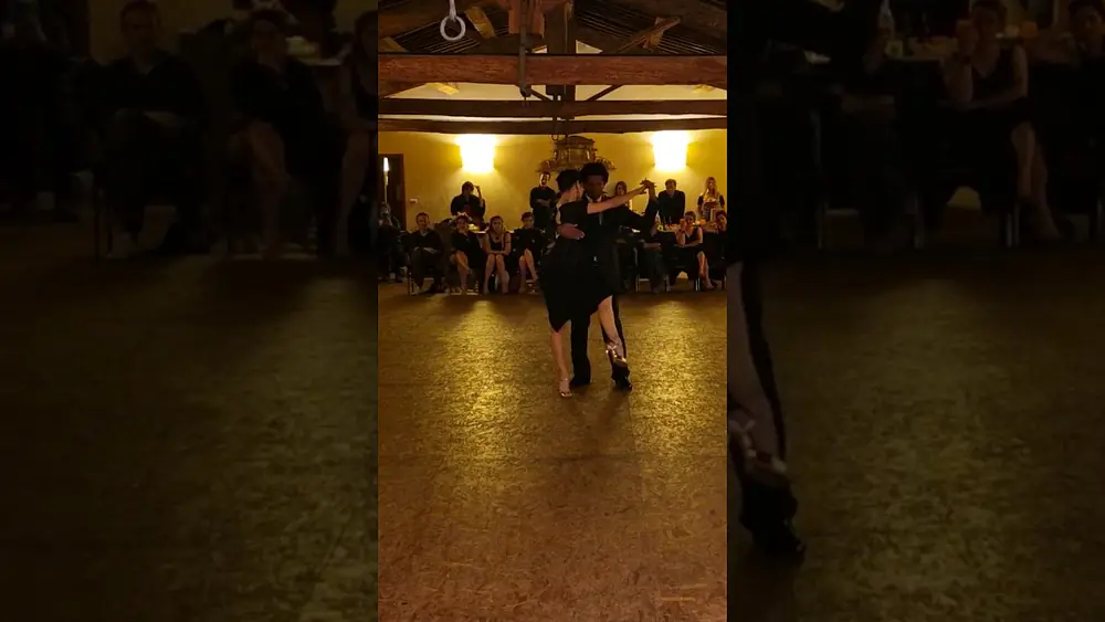 Video thumbnail for Caleceando con Silvina Tse. #julioalvarez #tangoargentino #silvinatse