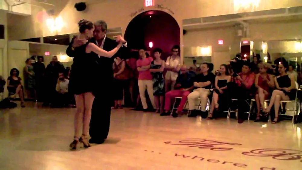 Video thumbnail for Argentine Tango: Jorge Torres "Fueron Tres Anos"