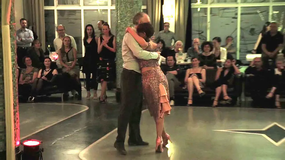 Video thumbnail for Claudia Jakobsen and Carlos Alberti. Tango 11 on April 16th. "Humillacion" D'Arienzo.