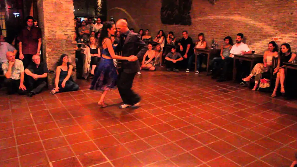 Video thumbnail for Javier Antar y Patricie Porakova - 2/4/2016 - La Cachivachería 2/4