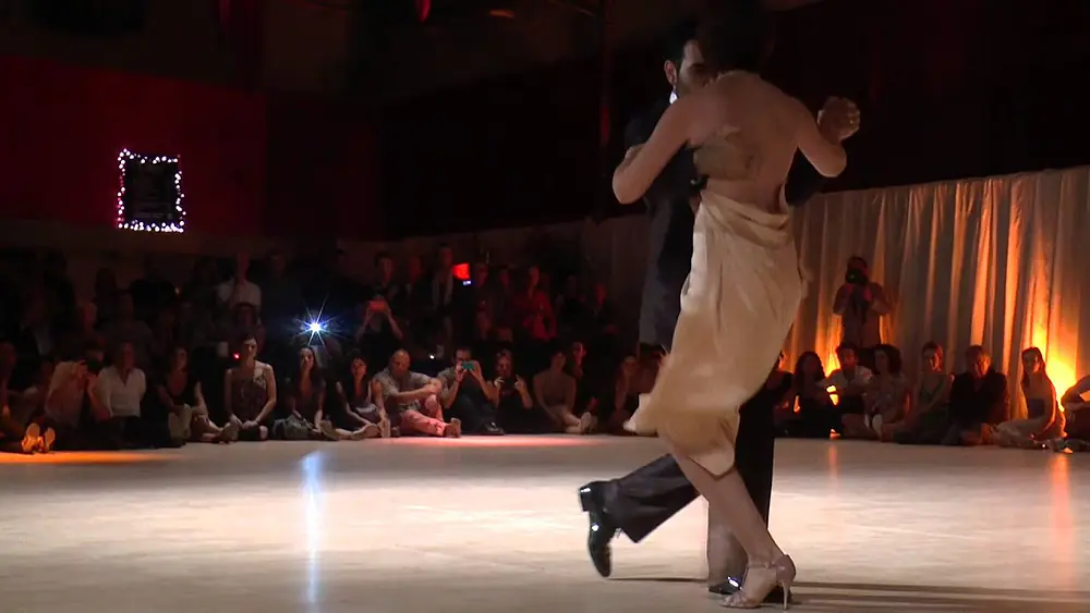 Video thumbnail for TANGO ROOTS FESTIVAL, Claire & Dario Da Silva con Orquesta Tipica Silbando (1)