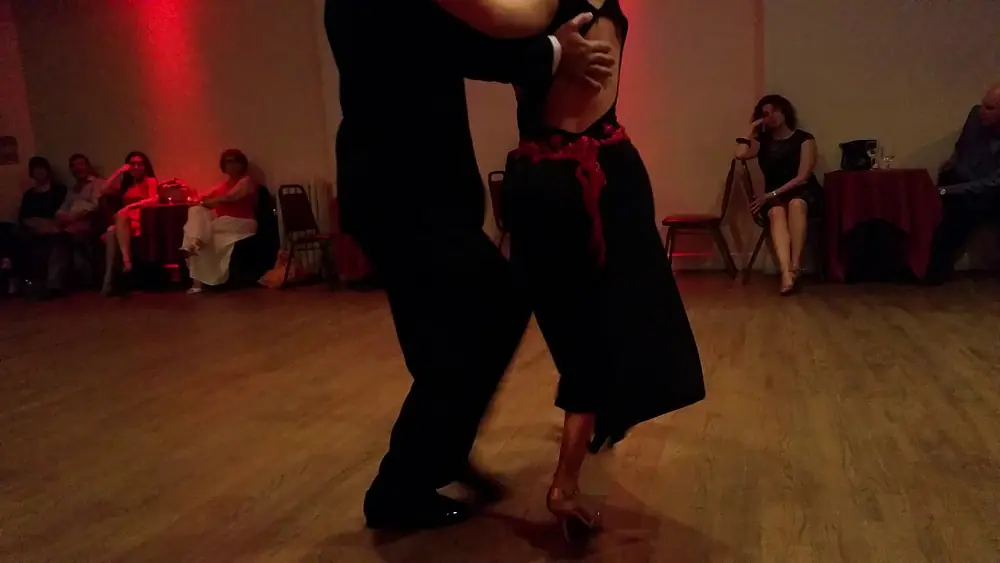 Video thumbnail for Argentine tango: Florencia Borgnia & Marcos Dario Pereira - Mi vida en tus manos