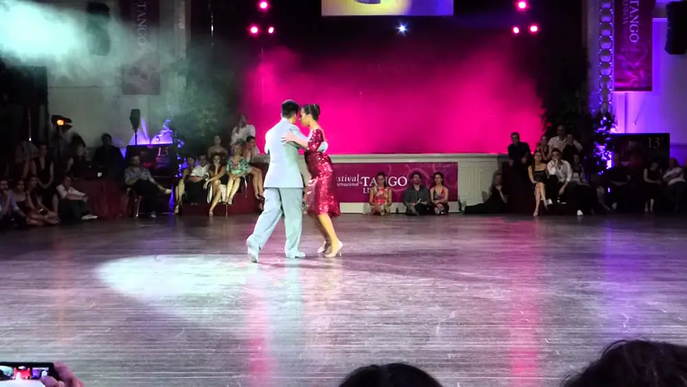 Video thumbnail for Roxana Suarez e Sebastian Achaval - Festival Internacional de Tango de Lisboa 6/6/2015