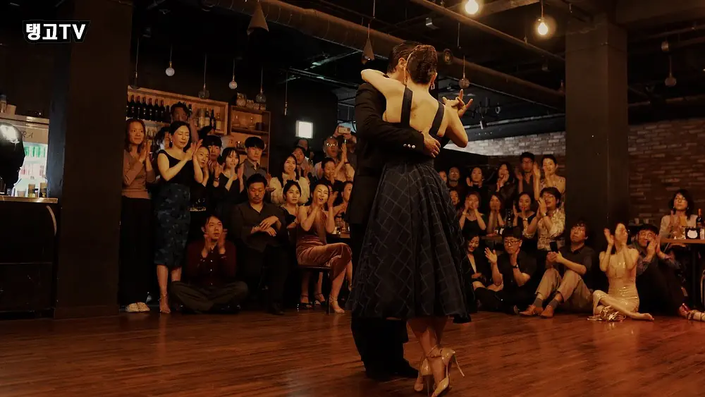 Video thumbnail for 2024 Juan Malizia & Manuela Rossi in Seoul(3/6)