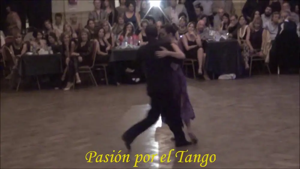 Video thumbnail for MANUELA ROSSI y JUAN MALIZIA Bailando el Vals SIN RUMBO FIJO en YIRA YIRA MILONGA