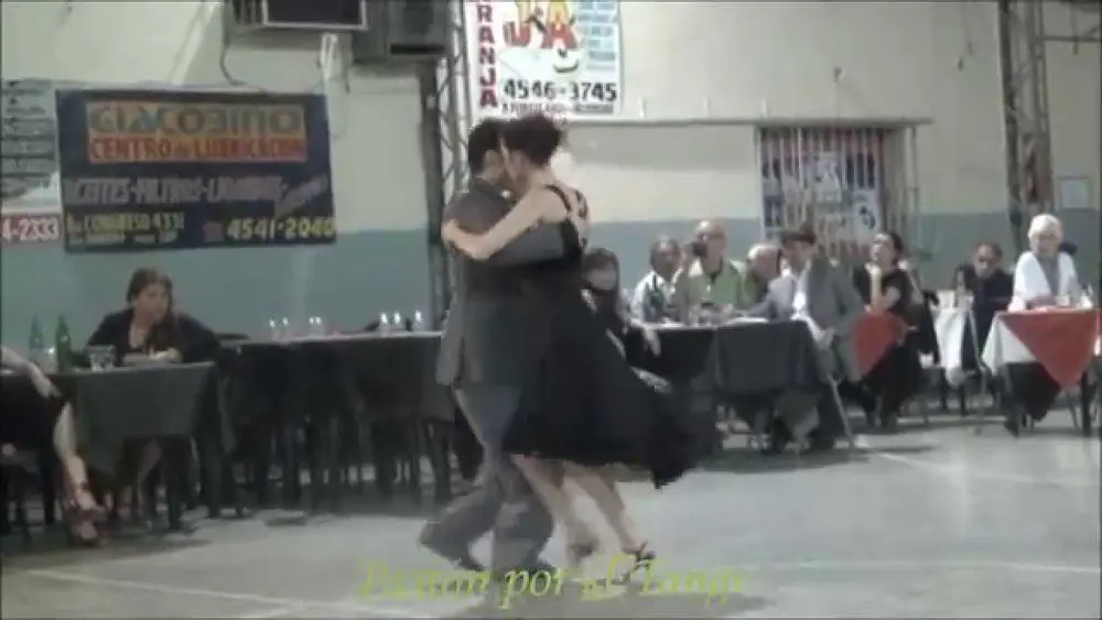 Video thumbnail for LUCILA BARDACH y MARCELO LAVERGATA Bailando el Tango INDIO MANSO en la MILONGA MALENA