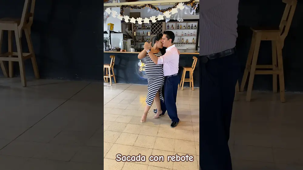 Video thumbnail for Edwin Espinosa & Alexa Yepes… Sacada con Rebote #tangodancers #baile #tangolesson #tangoargentino