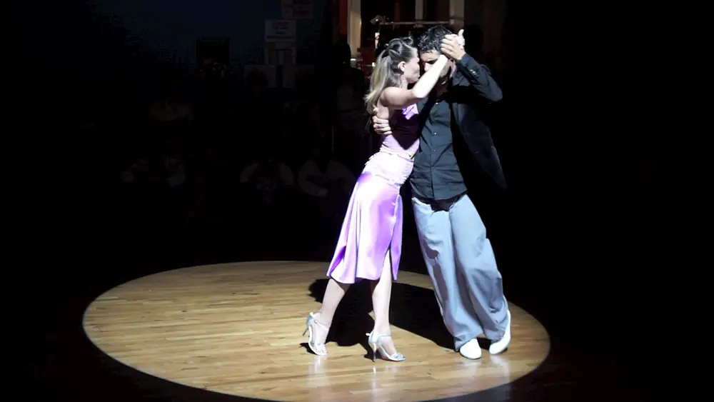 Video thumbnail for Julia & Andrés Ciafardini - Limouzi Tango Festival 2017 - Tango A Vivre Limoges