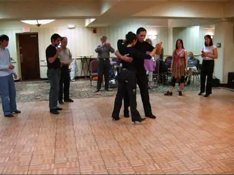 Video thumbnail for Tango Class with Miriam Larici y Leonardo Barrionuevo: Giros