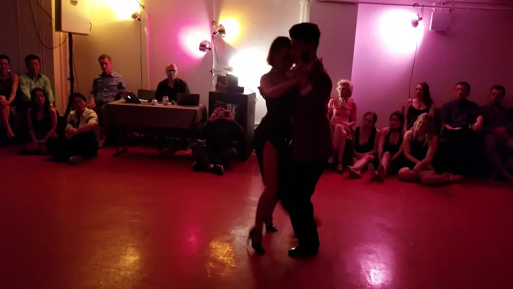 Video thumbnail for Argentine tango: Diana Suarez & Juan David Bedoya  - El Viento Me Cuenta Cosas