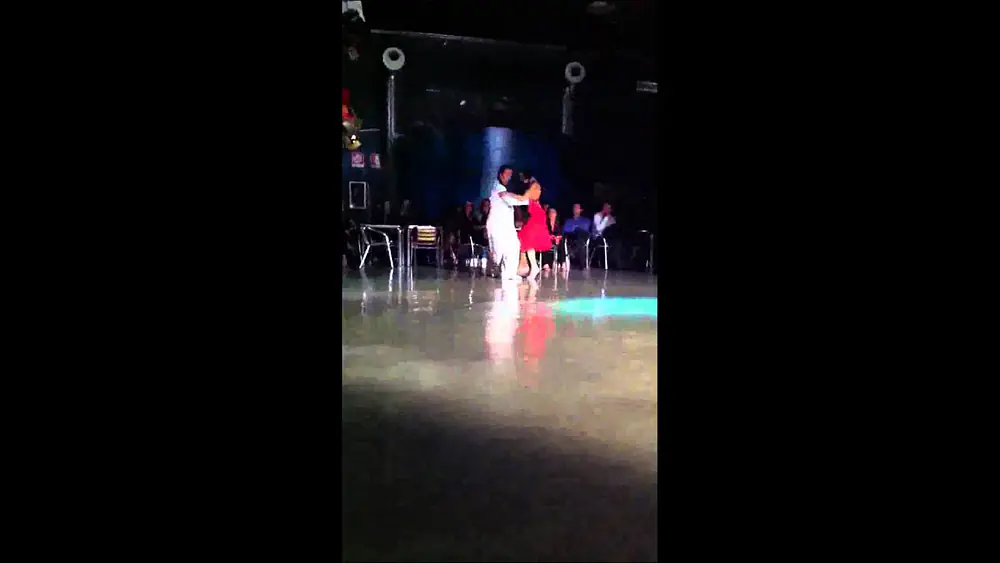 Video thumbnail for Gustavo Rosas e Gisele Natoli Spazio Mill - Milano 17/12/11