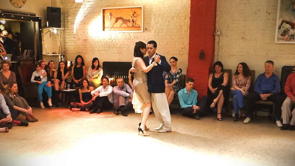 Video thumbnail for Tango: Miriam Copello y Cristian Correa, 11/05/2014, La Tangueria, Brussels 4/4