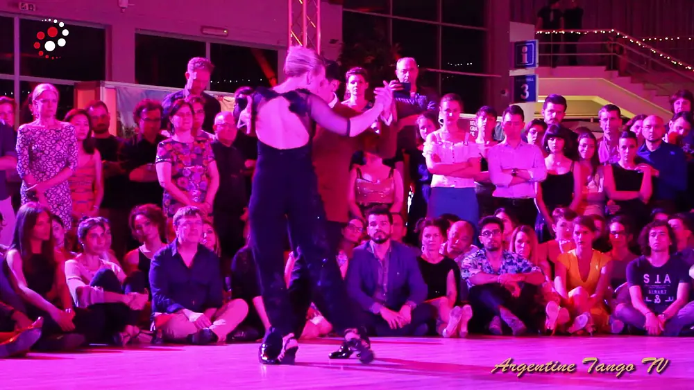 Video thumbnail for Sara Grdan y Ivan Terrazas - Maquillaje - (3/5) - Belgrade Tango Encuentro 2019 - 03-05-2019