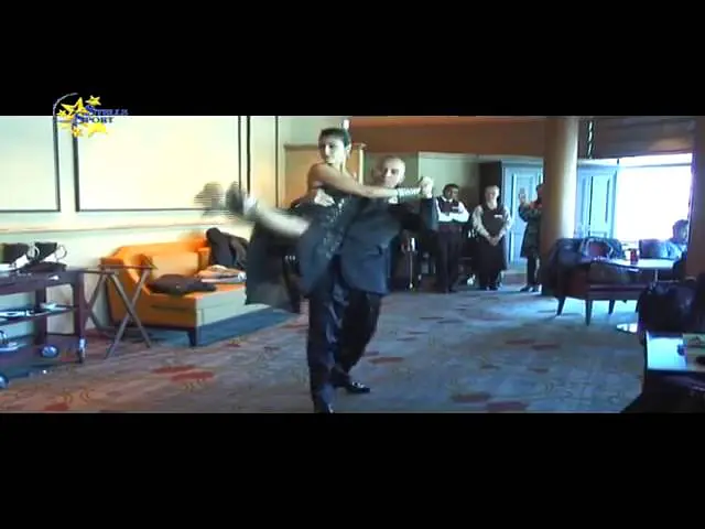 Video thumbnail for 2012 Berti Gianluca e Federica Bolengo x la Crociera de Tango con Royal Caribbean