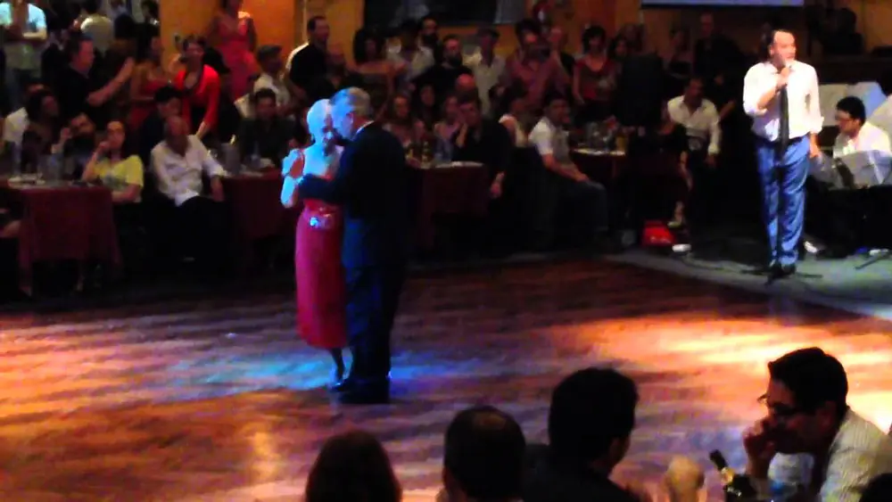 Video thumbnail for Silvia y Alfredo Alonso 3/3