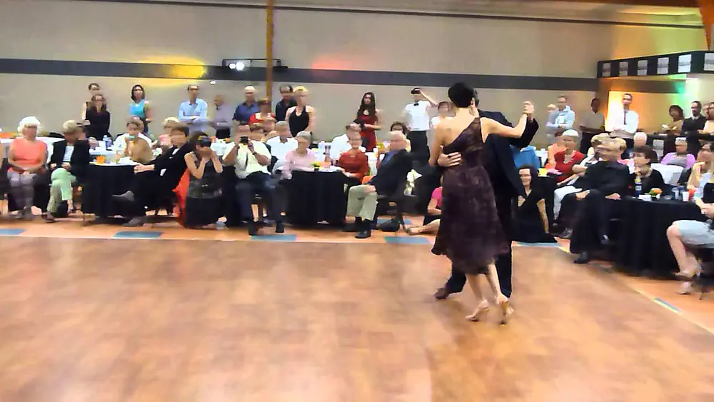 Video thumbnail for Victoria Vieyra & Mikaël Cadiou à "La Grande Milonga" 2013 de Tango A Vivre Limoges