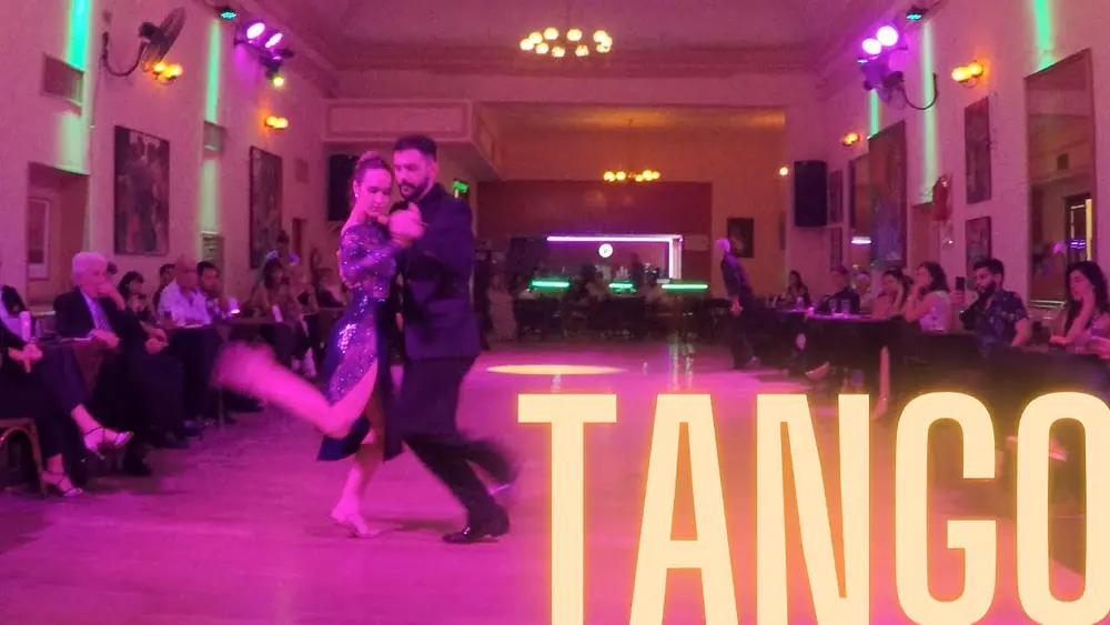 Video thumbnail for Argentine Tango WALTZ - Adrian Romeo Ferreyra & Dulce Lauría
