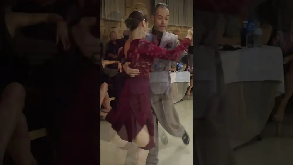 Video thumbnail for Elvira Lambo & Michael Nadtochi ''El Gato'' dance Juan D'Arienzo - Corazón de artista