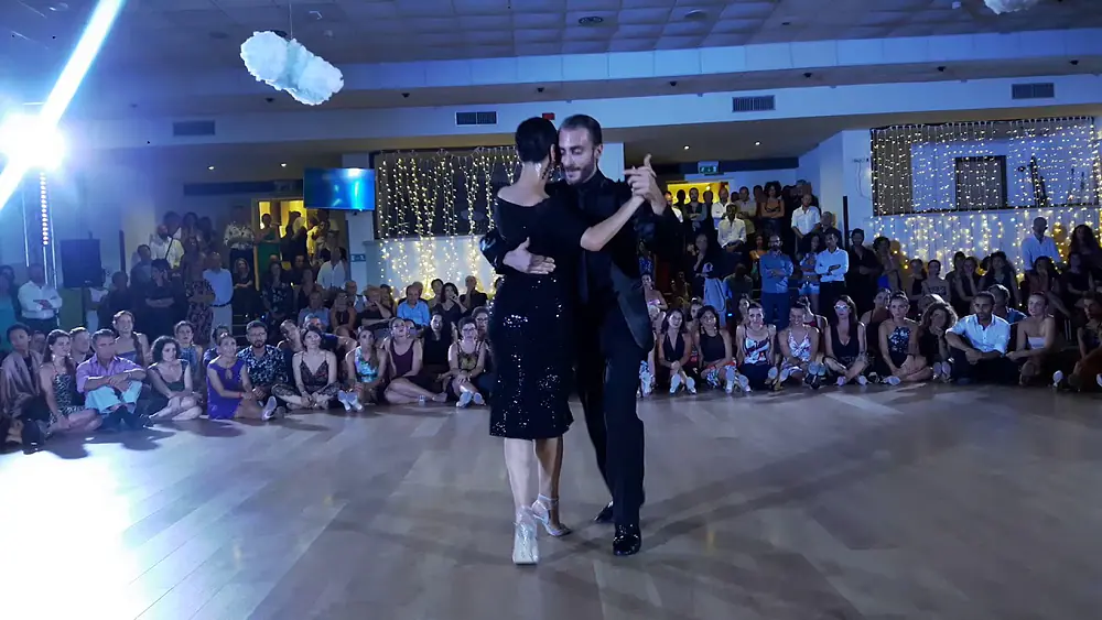 Video thumbnail for Esibizione di milonga in Barracas Al Sud di Gianpiero Galdi e Maria Filali
