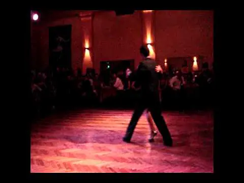 Video thumbnail for 07 / 03 / 2011  Cristian Dario Correa y Fatima Vitale : milonga