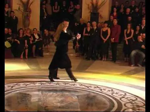 Video thumbnail for Carlos y Maria Rivarola al Salone Margherita Napoli II° Mujeres Tango Festival