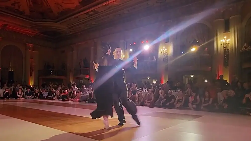 Video thumbnail for Jonny Carvajal & Suyay Quiroga - Estampa de Varon - Gavito Tango Festival, Oct 3, 2024