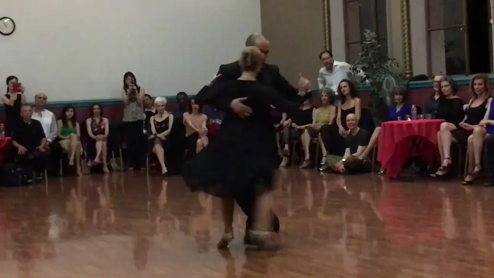 Video thumbnail for Guillermina Quiroga & Mariano Logiudice: Tango Performance