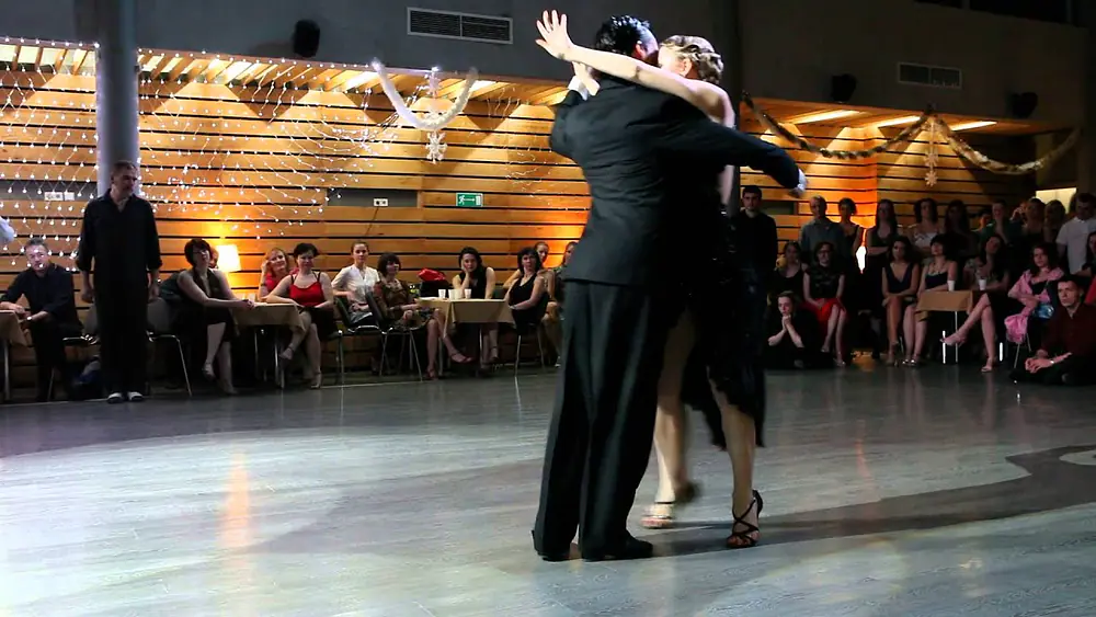 Video thumbnail for Juan Rosales & Liza Lebedeva,2/3, Milonga "Me Gusta", Moscow, Russia, 27.12.2013