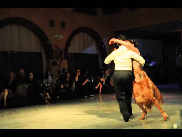 Video thumbnail for Alejandro Beron y Veronica Vasquez @El Fueye Tango Club Genova