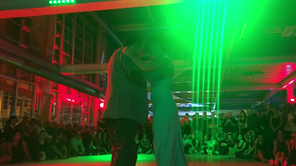 Video thumbnail for Mariano Chicho Frumboli e Juana Sepulveda a Cosenza 2019