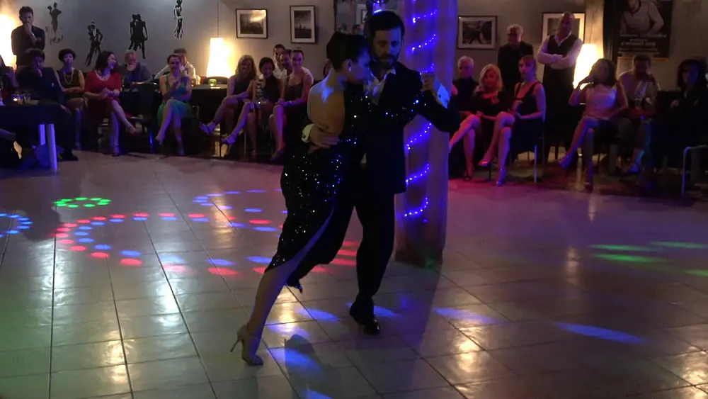 Video thumbnail for Fernando Gracia e Sol Cerquides - Sharivari Bari - TangOn - 13.04.2018   2.5