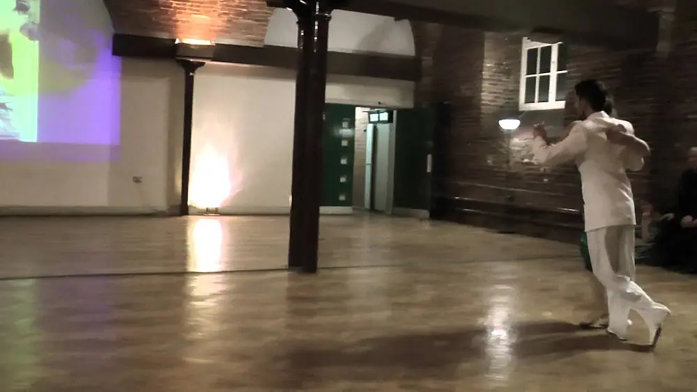 Video thumbnail for Juan Martin Carrara y Stefania Colina @ The Crypt, London, March 2012 - 2/4