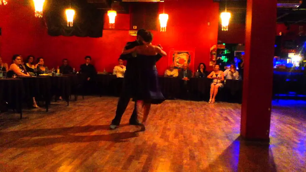 Video thumbnail for Bailaron Andres Laza Bichi Moreno & Luciana Arregui, en la milonga El Beso. Part.3 - 31/05/15