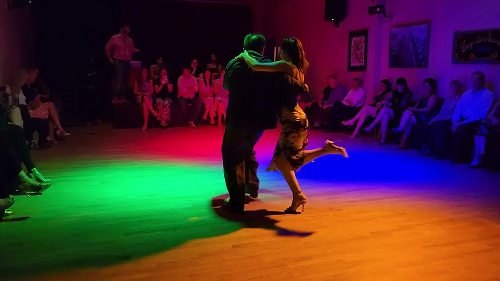 Video thumbnail for Argentine tango: Sofia Saborido & Marcelo Gutiérrez - El flete