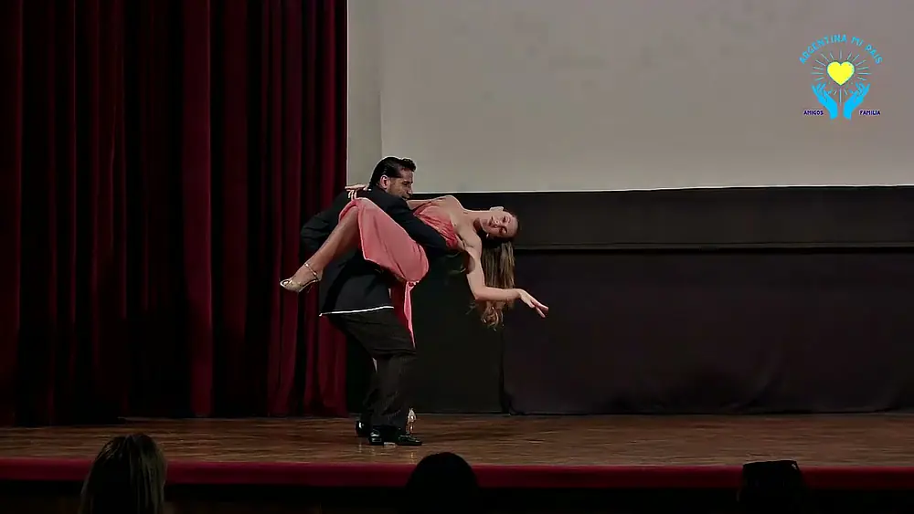Video thumbnail for baile de tango milonga en teatro. Producción Hugo Daniel