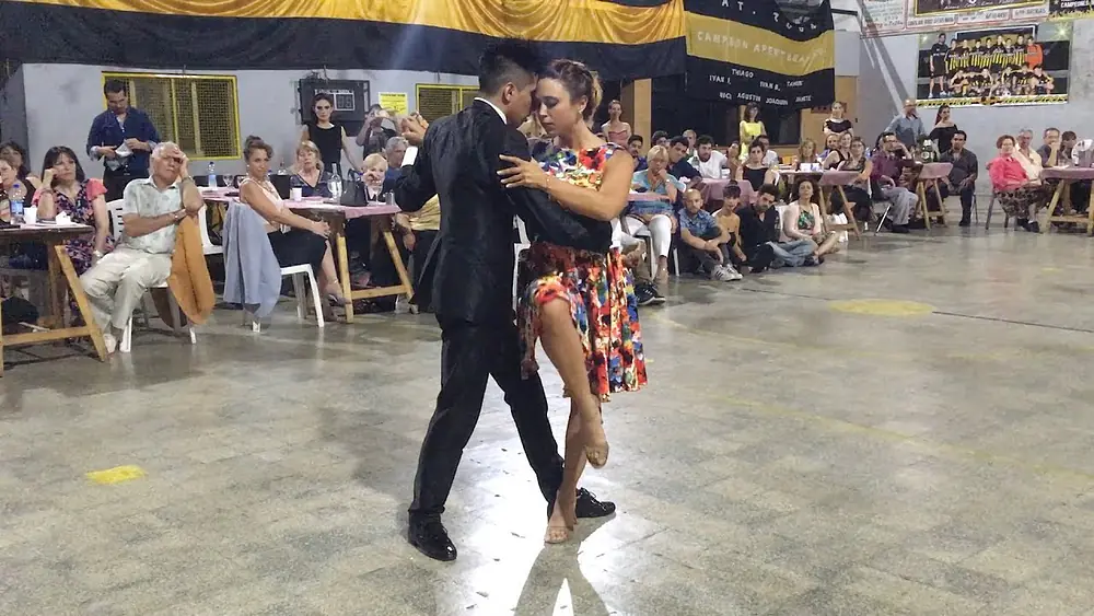 Video thumbnail for Krishna Olmedo y Gaby Mataloni en La milonga del Morán Diciembre 2017 3/4