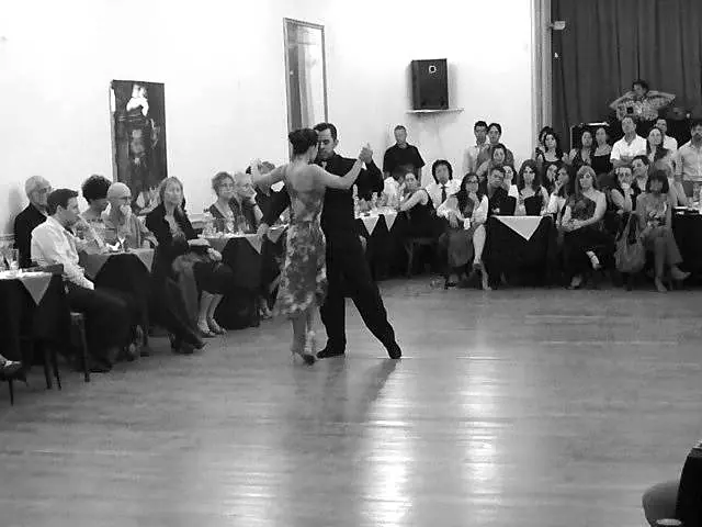 Video thumbnail for Martin Ojeda y Laiza Souza en Yira Yira Milonga 2