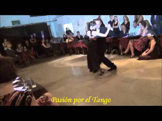 Video thumbnail for LORENA ERMOCIDA y PANCHO MARTINEZ  PEY bailando NO HAY TIERRA COMO LA MIA en  PORTEÑO  y BAILARIN