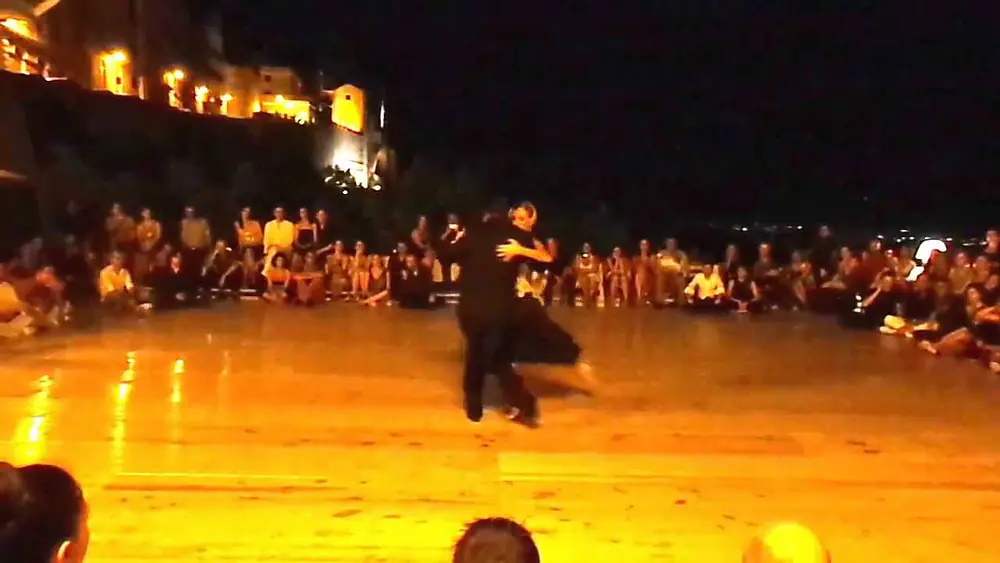 Video thumbnail for Sebastian Arce & Mariana Montes "El Adios"