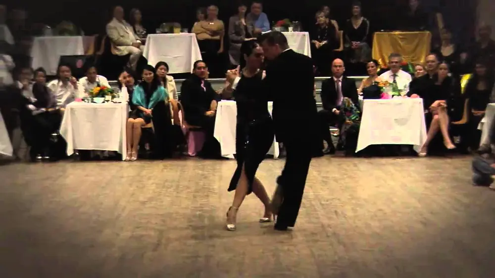 Video thumbnail for Gabriel Misse y Natalia Hills - Grand Milonga, 2 October 2010, Dance 1.wmv