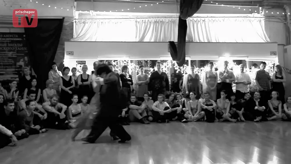 Video thumbnail for Alejandra Mantinan & Aoniken Quiroga, Milonga in "Planetango", 09.10.2010 (4)