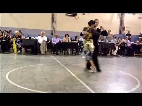 Video thumbnail for Vanesa Villalba & Facundo Piñero en Milonga Malena Sunderland Club 4/4
