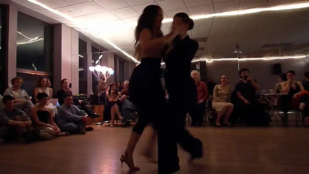 Video thumbnail for Silvina Valz y Ciko Tanik - Tango Cafe 2/3 - HD!