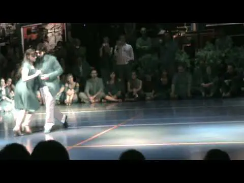 Video thumbnail for Fernando Sanchez y Ariadna Naveira 2/4 , 8° Mantova Tango FEST 2009