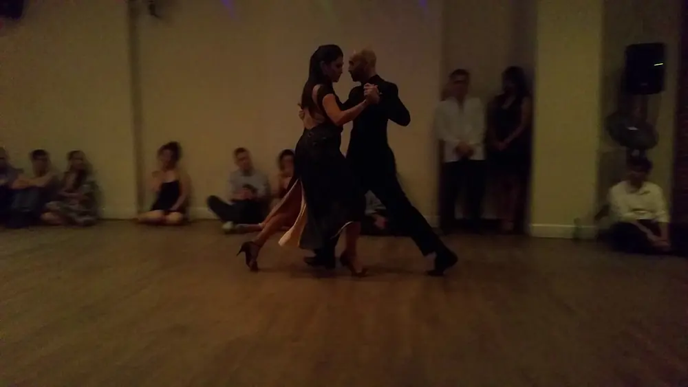 Video thumbnail for Argentine tango: María Inés Bogado & Orlando Reyes - Ilusion Azul