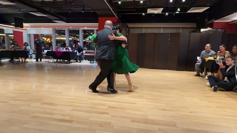 Video thumbnail for Sebastian Missé y Andrea Reyero in HK - 26-07-2025 3/4