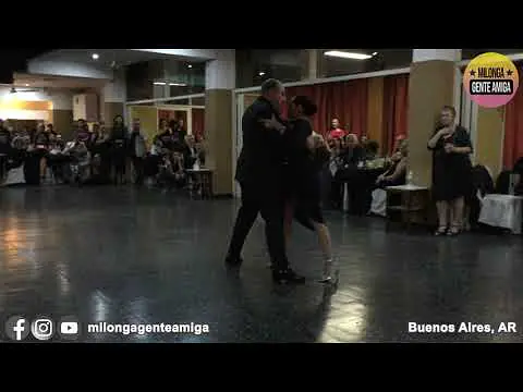 Video thumbnail for Natalia Hills baila con Jose Luis Ferraro - Milonga Gente Amiga 2022