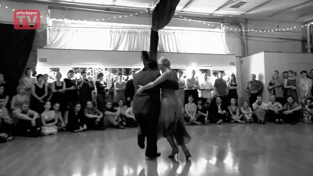 Video thumbnail for Alejandra Mantinan & Aoniken Quiroga, Milonga in "Planetango", 09.10.2010