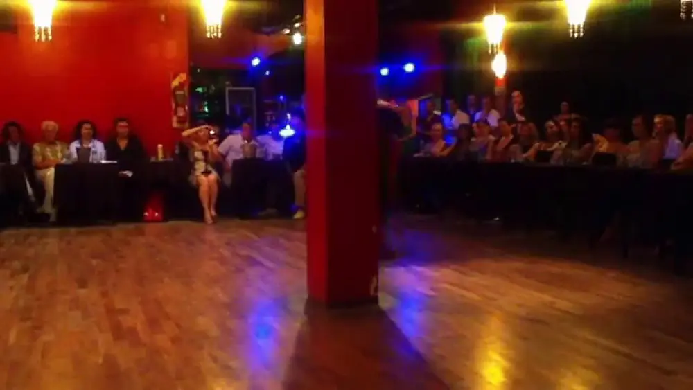 Video thumbnail for Bailaron Agustina Berenstien & Rodrigo Palacios, en la milonga de los domingos. Part.2 - 13/12/15